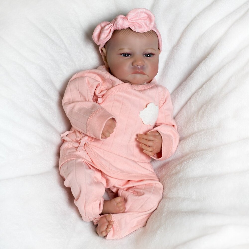 Lifelike Reborn Baby Dolls Newborn Girl Doll Vinyl Silicone Doll Soft Cloth Body